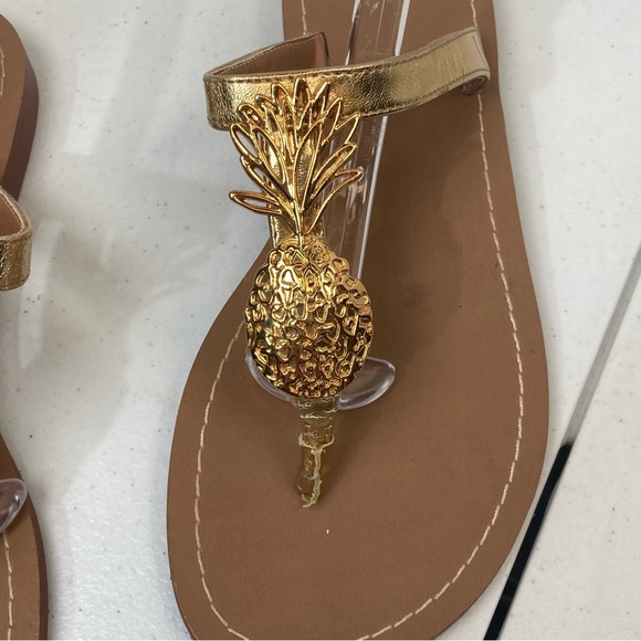 Lilly Pulitzer For Target Gold Pineapple Flip Flop Sandals Size 7 - Picture 6 of 9